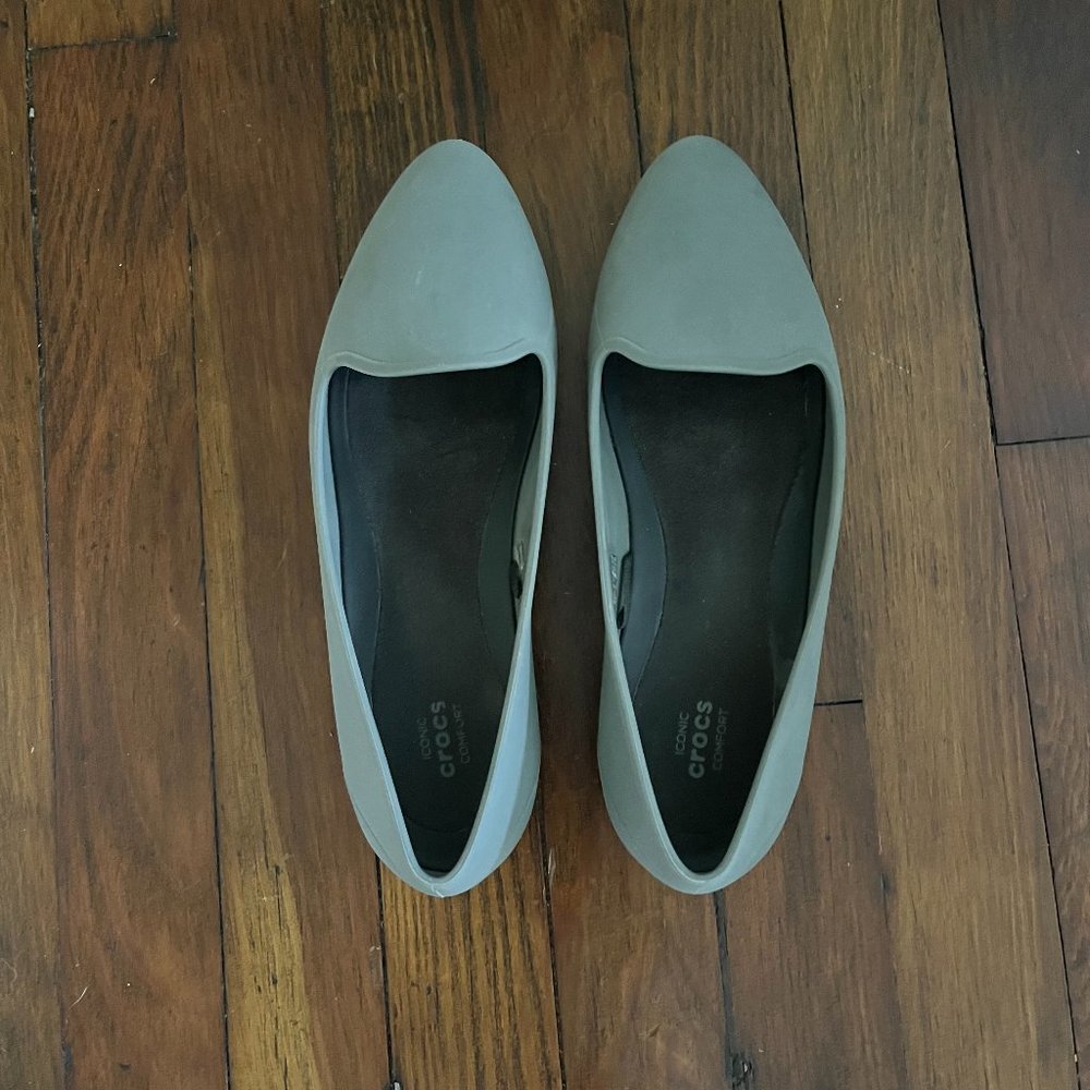 Crocs Gray/Grey Eve Iconic Comfort Slip On Flats Size 8